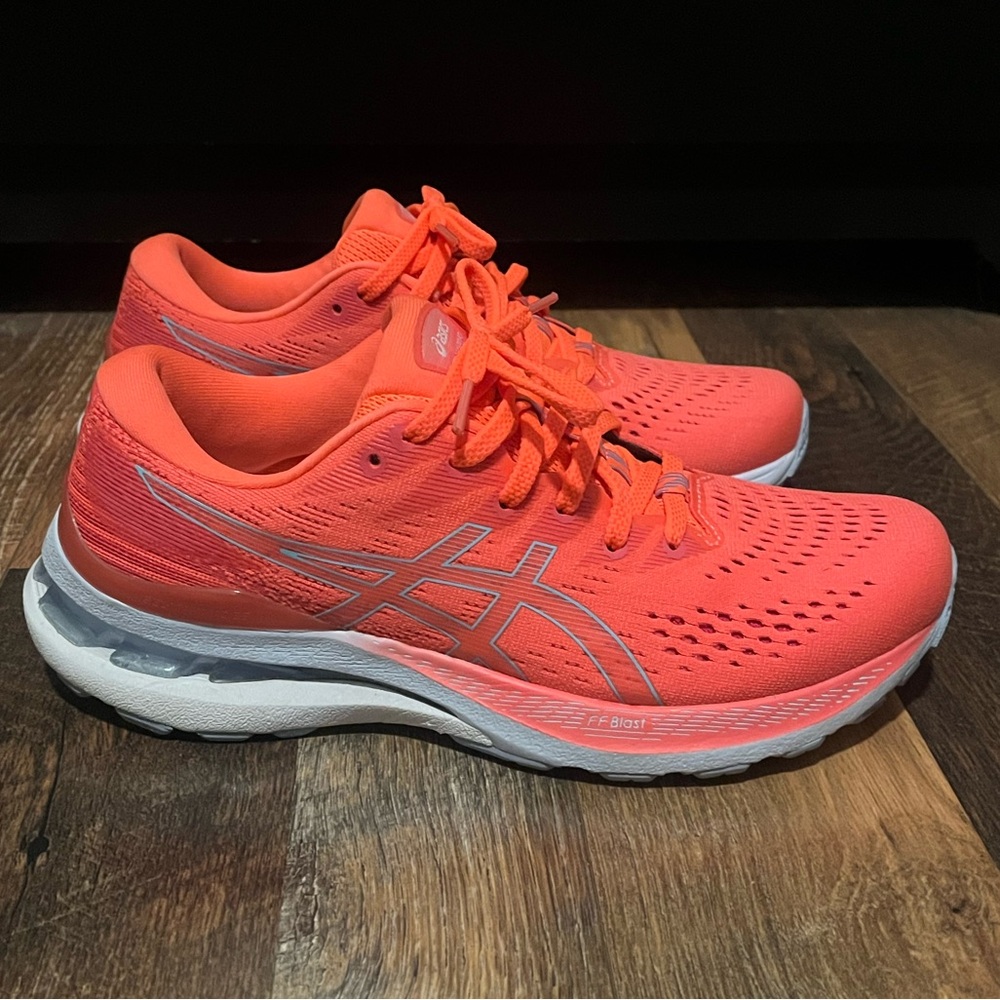 EUC ASICS Women's Neon Coral Running Shoes - Picture 4 of 10